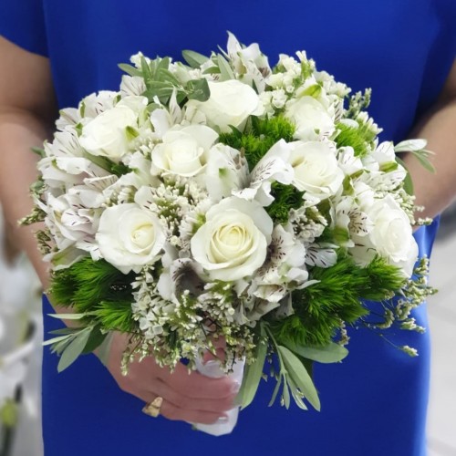 Bouquet of White Astomer