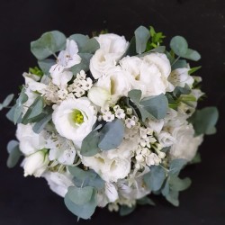 Lisyantus Bridal Hand Bouquet 2